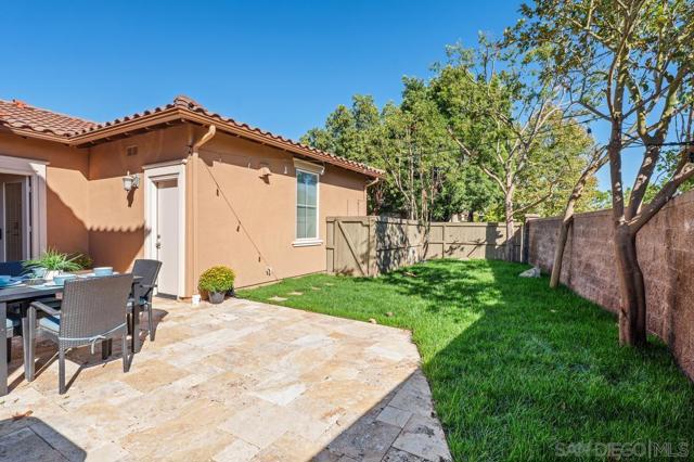 15501 Bristol Ridge Ter, San Diego CA: https://media.crmls.org/mediaz/c7db3e6c-349c-4c40-9403-aacaca60256e.jpg