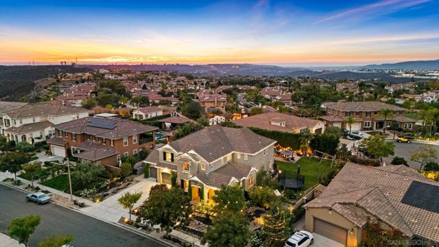 15740 Bacara Ct, San Diego CA: https://media.crmls.org/mediaz/c7dc20d9-1aa8-4a81-8fb6-f04b9301915d.jpg