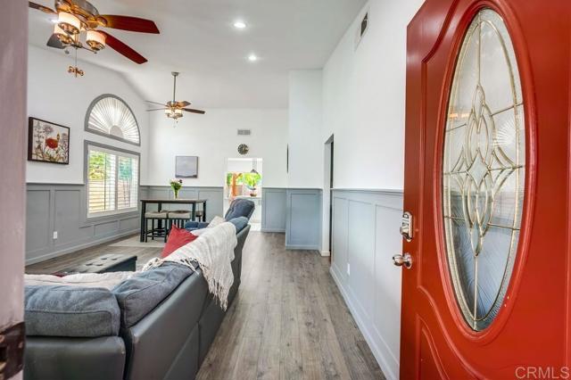 39685 ALMANSA, Murrieta CA: https://media.crmls.org/mediaz/c7dc34fc-a228-4329-b692-ebeccdf1df20.jpg