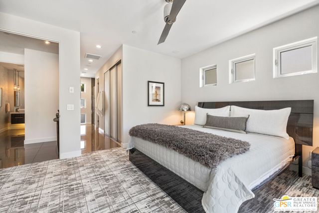 1449 N Via Miraleste, Palm Springs CA: https://media.crmls.org/mediaz/c7dc45f5-fa29-4809-9a57-61133223e7a4.jpg