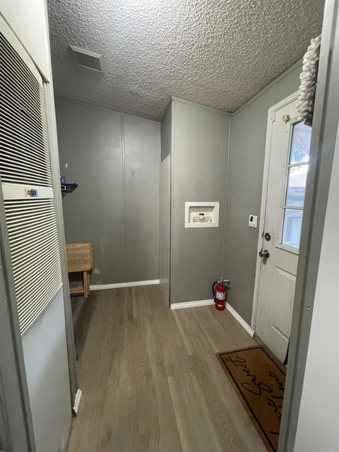 913 S Grand Avenue, San Jacinto CA: https://media.crmls.org/mediaz/c7dc5116-1bf7-4ef2-a5e9-e0e464e1cc95.jpg
