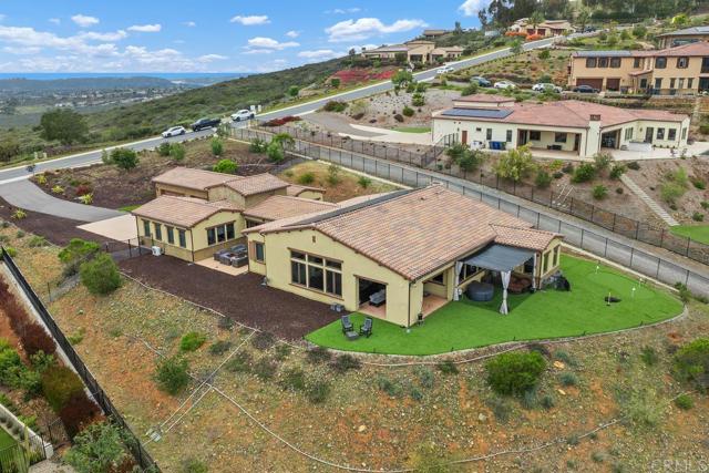 Detail Gallery Image 7 of 57 For 3881 Rancho Summit Dr, Encinitas,  CA 92024 - 4 Beds | 5 Baths