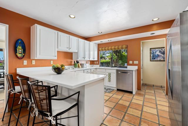 40480 Via Entrada, Rancho Mirage CA: https://media.crmls.org/mediaz/c7dd5577-d250-43d1-876b-18711527c5cb.jpg