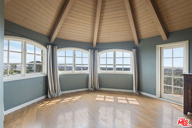 Drew Fenton | 1041 Somera Road Los Angeles CA | MLS: 7410994 Drew Fenton | 1041 Somera Road Los Angeles CA | MLS: 7410994