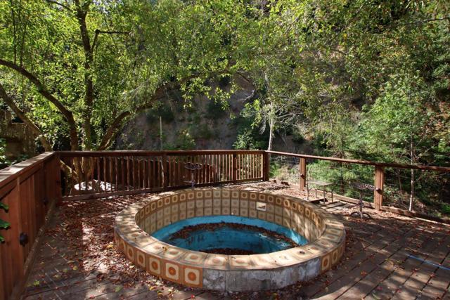 16770 Redwood Lodge Road, Los Gatos CA: https://media.crmls.org/mediaz/c7ddee86-1b93-4a5f-8959-b618a65772cf.jpg