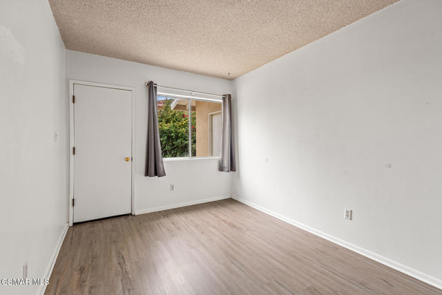 15546 Olden Street, Sylmar CA: https://media.crmls.org/mediaz/c7ded6df-dc30-4fa4-890a-b44d0bc66b3a.jpg