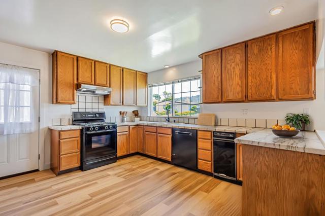 921 Newman Drive, South San Francisco CA: https://media.crmls.org/mediaz/c7df034b-4568-48f0-b085-ea9c473ebb18.jpg