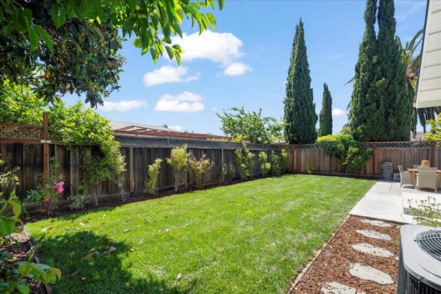 584 Gresham Avenue, Sunnyvale CA: https://media.crmls.org/mediaz/c7df1a5e-9a40-455d-9b1c-a97f09b356e1.jpg