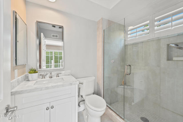 2445 Ranchgrove Drive, Westlake Village CA: https://media.crmls.org/mediaz/c7df686a-93d4-44c5-9d03-46aa6794ee44.jpg