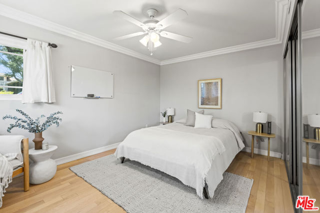 4701 Dunman Avenue, Woodland Hills CA: https://media.crmls.org/mediaz/c7e0f011-d8ae-4984-b931-9ee53cf8addc.jpg