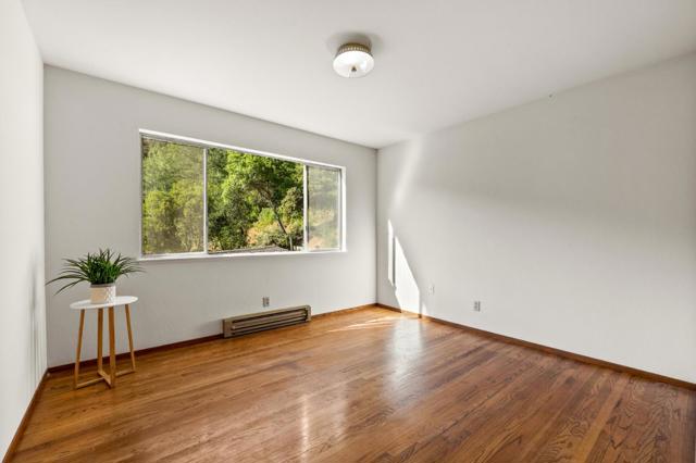 26025 Highland Way, Los Gatos CA: https://media.crmls.org/mediaz/c7e3d9f0-f7e0-4eac-a6f7-fb223ca14e21.jpg