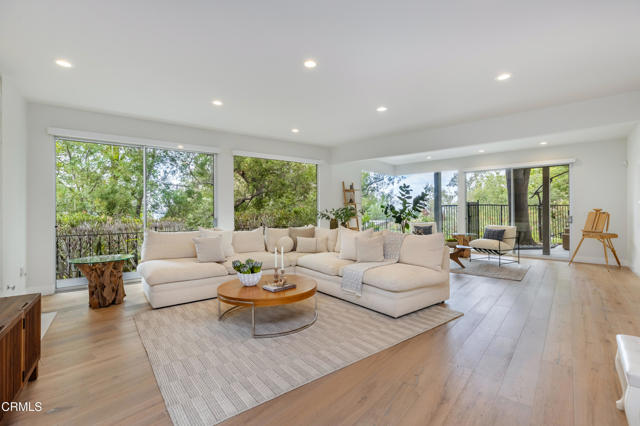 Front Image Thumbnail for CRP1-24121