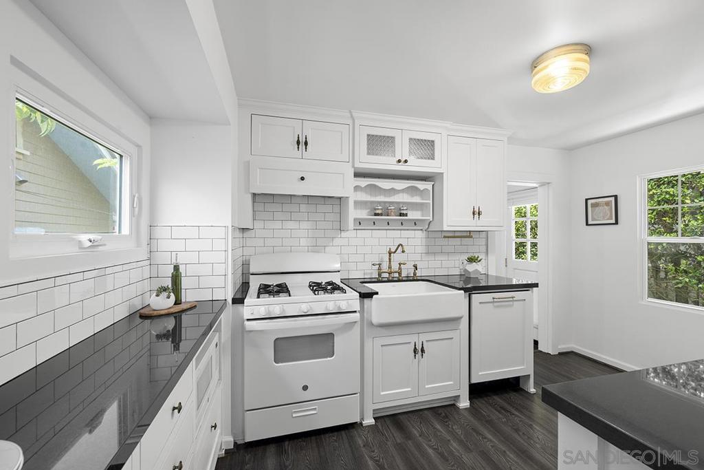 4642 Muir Avenue - photo 12