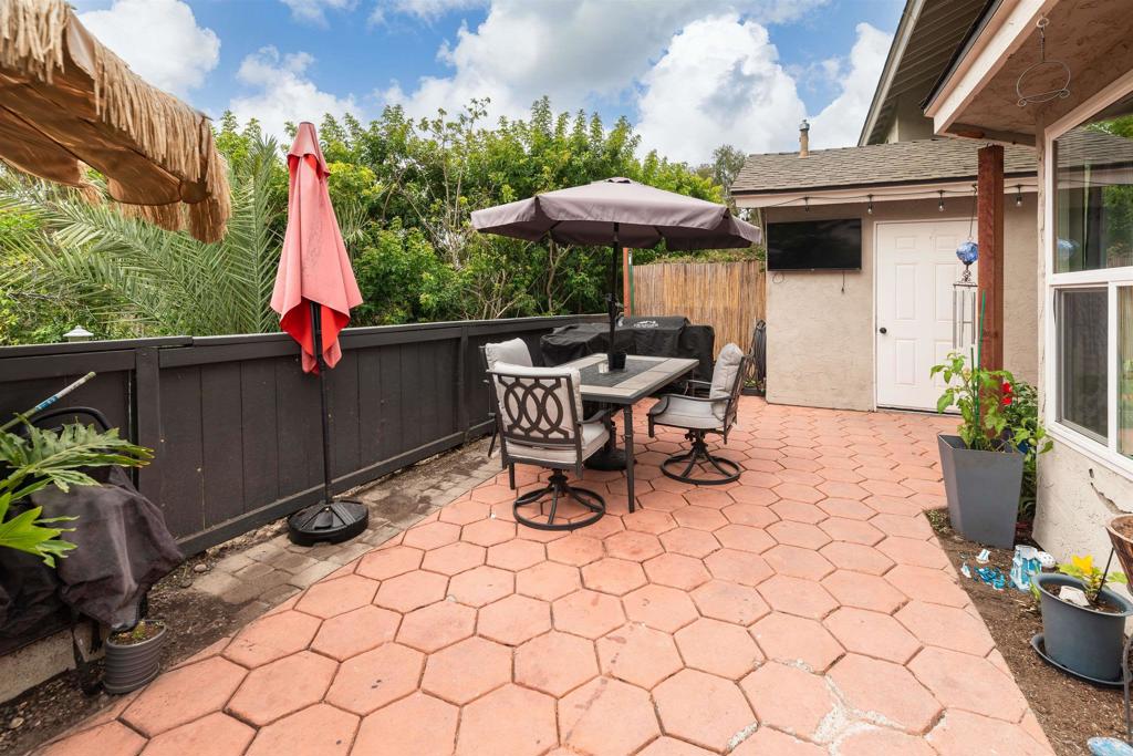 2836 Hillsboro Court - photo 11