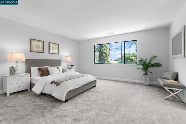 4360 Peregrine Way, Fremont CA: https://media.crmls.org/mediaz/c7e5228c-9c3b-429c-a39a-de953e33d152.jpg