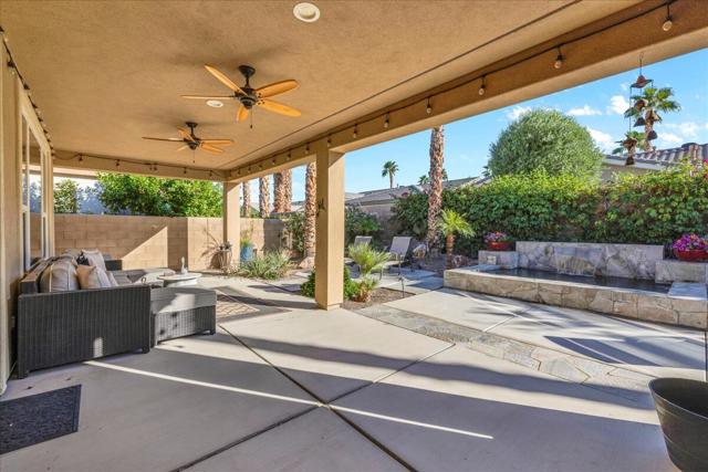 81485 Golden Poppy Way, La Quinta CA: https://media.crmls.org/mediaz/c7e56ed0-77cc-4bbc-9571-a7aa96e6a348.jpg