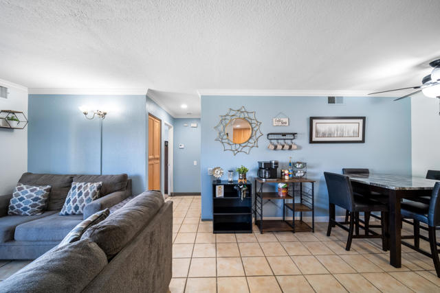 Image 7 of 31 For 78650 Avenue 42  101