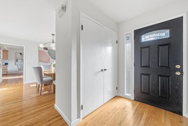 438 Sycamore Hill Drive, Danville CA: https://media.crmls.org/mediaz/c7e68d9f-b311-420e-a2f3-9b70cb90b75a.jpg