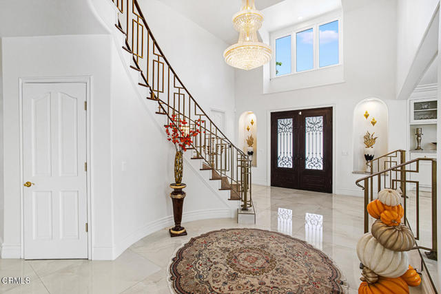 848 Greenridge Drive, La Canada Flintridge CA: https://media.crmls.org/mediaz/c7e6a98a-e6d7-42e2-9382-9991ca51429e.jpg