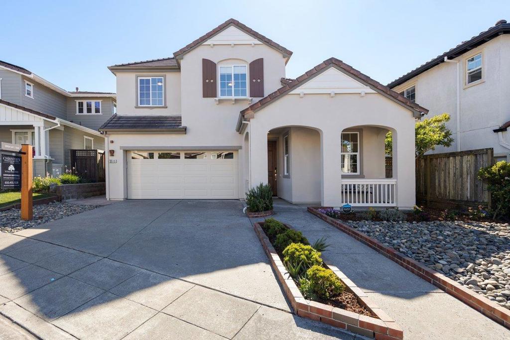 3513 Bering Drive