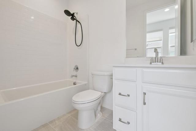 132 Keeper, Irvine CA: https://media.crmls.org/mediaz/c7e988cb-0422-4689-b2db-c7f7e0e6b3ca.jpg
