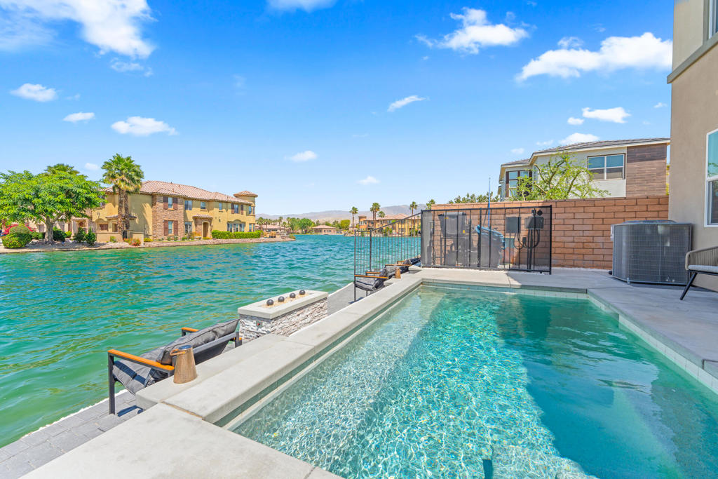 MLS #219135763DA image #3