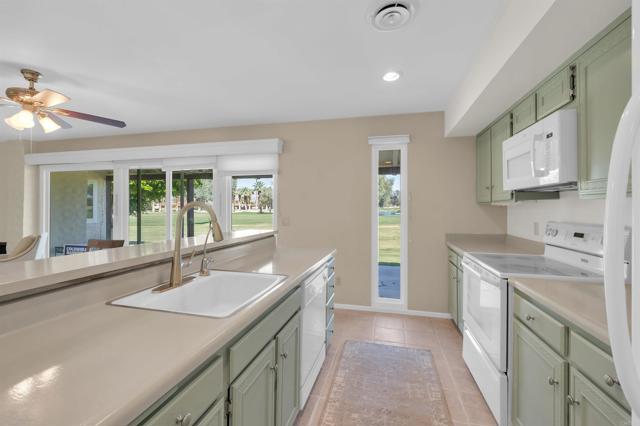 Detail Gallery Image 4 of 36 For 1653 Montezuma Ct #10,  Borrego Springs,  CA 92004 - 2 Beds | 2 Baths