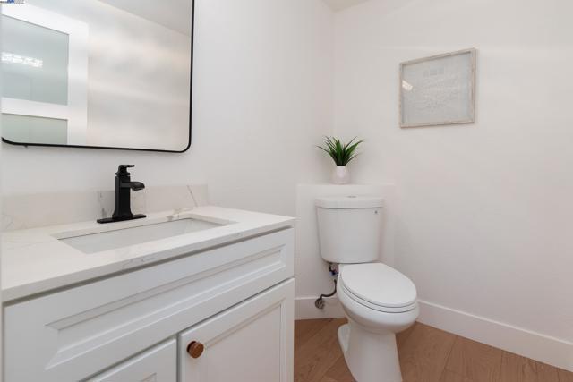498 Via Royal, Walnut Creek CA: https://media.crmls.org/mediaz/c7eb82f1-c866-4099-9d0b-3984e9d45f7e.jpg