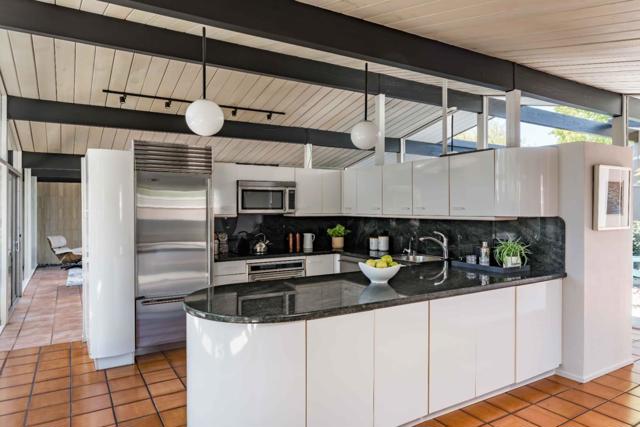 779 Holly Oak Drive, Palo Alto CA: https://media.crmls.org/mediaz/c7ebcabc-4ec7-468f-9eb9-a1281c727c67.jpg