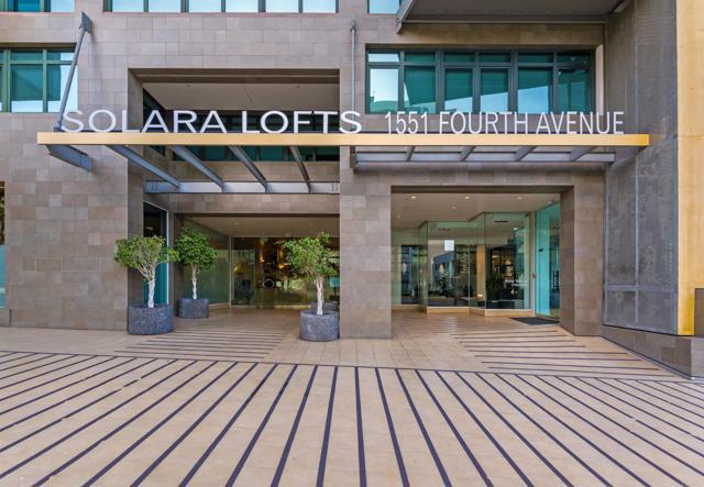 1551 4Th Avenue, San Diego CA: https://media.crmls.org/mediaz/c7ec034d-c5cd-42e2-8859-cf103e4af8ea.jpg