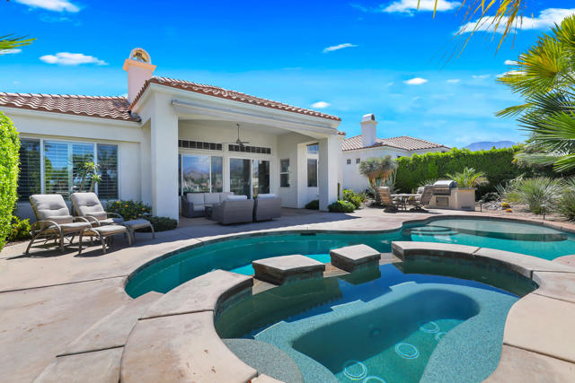 50405 Verano Drive, La Quinta CA: https://media.crmls.org/mediaz/c7ed9228-a397-4698-a6ba-36d479362d47.jpg