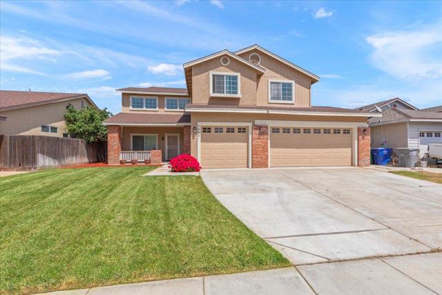 1446 Nottingham Circle, Los Banos CA: https://media.crmls.org/mediaz/c7ee4784-8a02-4ab3-9d77-d31b54dbc59b.jpg