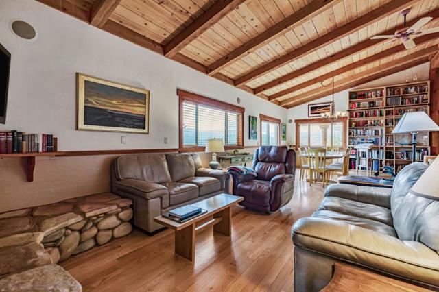 18 Asoleado Drive, Carmel Valley CA: https://media.crmls.org/mediaz/c7ee60aa-ccc9-48fb-a4d0-f05c7d7d86a3.jpg