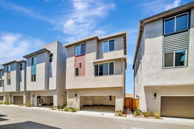 7017 Sunglow Terrace, San Ramon CA: https://media.crmls.org/mediaz/c7ee6d96-b096-4913-a8d5-78f3ed7b414c.jpg