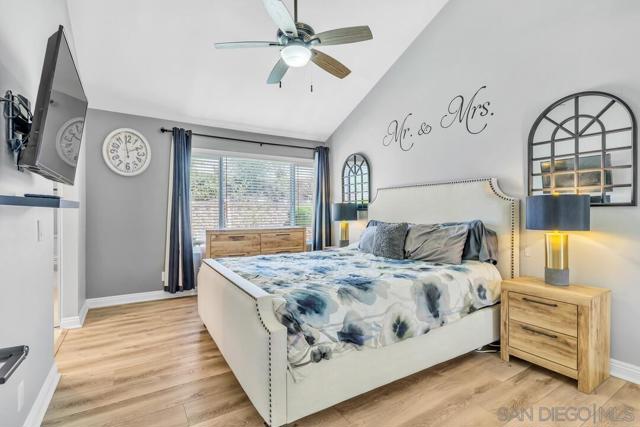 13533 Mora Cir, Poway CA: https://media.crmls.org/mediaz/c7ee9b11-7ec8-4f9a-8d71-07aab3a40e61.jpg