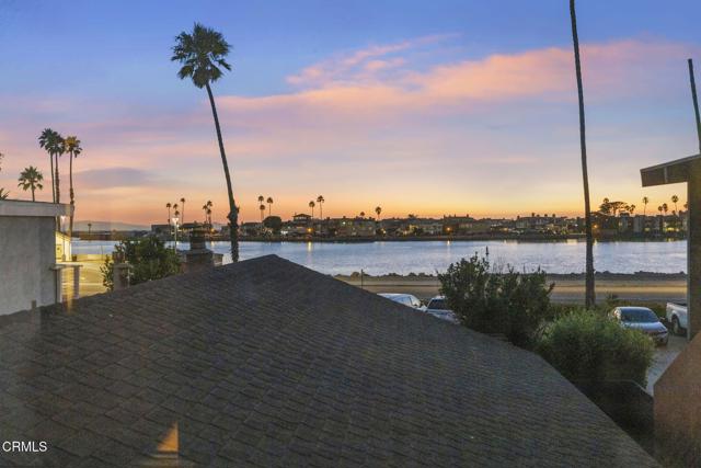 Detail Gallery Image 18 of 57 For 2916 Lakeshore Ct, Oxnard,  CA 93035 - 4 Beds | 3 Baths
