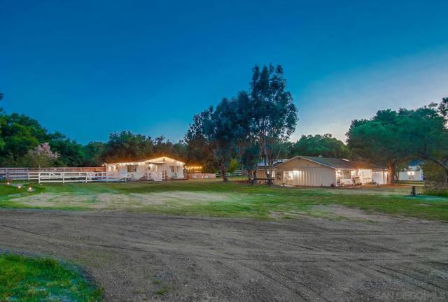 17048 Handlebar Rd, Ramona CA: https://media.crmls.org/mediaz/c7efb9ac-cead-477c-9998-2bde98757748.jpg