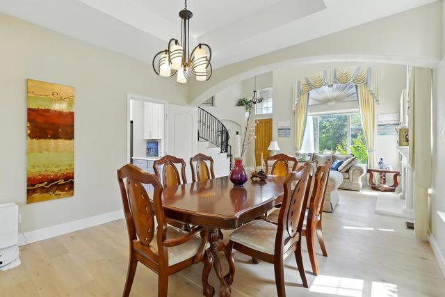 553 Lower Vintners Circle, Fremont CA: https://media.crmls.org/mediaz/c7efca7b-42ed-4203-adbc-c17ee2f2077b.jpg