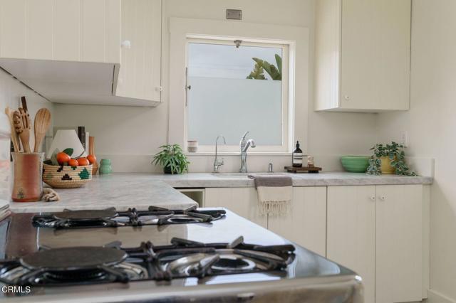 399 W Center Street, Ventura CA: https://media.crmls.org/mediaz/c7f07e36-bcc4-4f2f-a485-642c8e4384d4.jpg