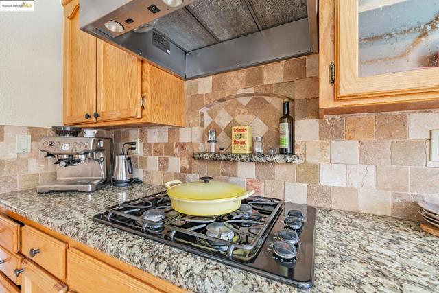 4452 Pronghorn Ct, Antioch CA: https://media.crmls.org/mediaz/c7f0eeab-d949-4255-af67-84398b5690d5.jpg