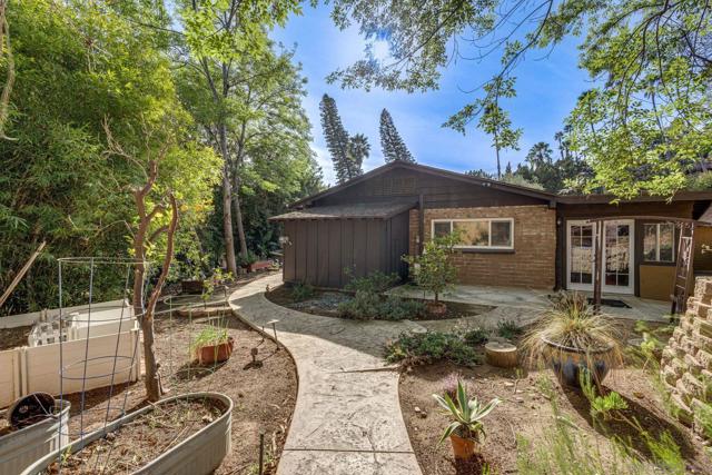 4201 Avenida Gregory, Spring Valley, California 91977, 4 Bedrooms Bedrooms, ,3 BathroomsBathrooms,Single Family Residence,For Sale,Avenida Gregory,250017221SD