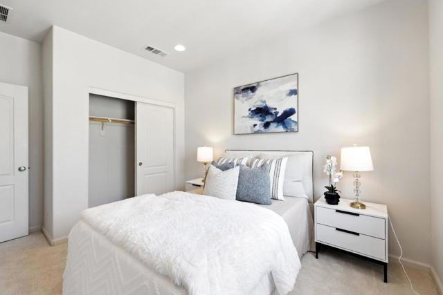 2333 Gibbons Street, Hayward CA: https://media.crmls.org/mediaz/c7f1aa36-b0f5-4d0b-b995-fc8d7f38e5dc.jpg