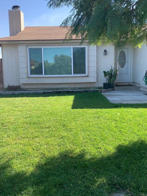 Detail Gallery Image 2 of 10 For 813 Reef, San Diego,  CA 92154 - 4 Beds | 2 Baths