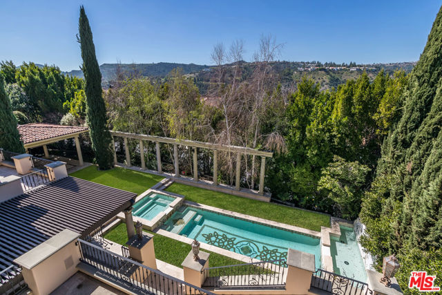 2167 Sheringham Lane, Los Angeles CA: https://media.crmls.org/mediaz/c7f292e6-b022-4117-9893-63143214bb0b.jpg