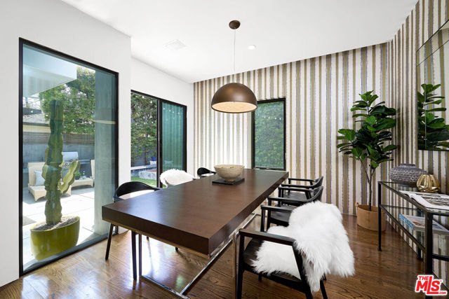 2329 Clement Avenue, Venice CA: https://media.crmls.org/mediaz/c7f34404-f1a9-4567-9208-b24c7080300a.jpg