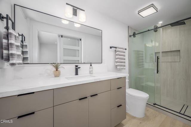 Detail Gallery Image 31 of 46 For 242 Redfield Ave Ave, Thousand Oaks,  CA 91320 - 4 Beds | 2/1 Baths