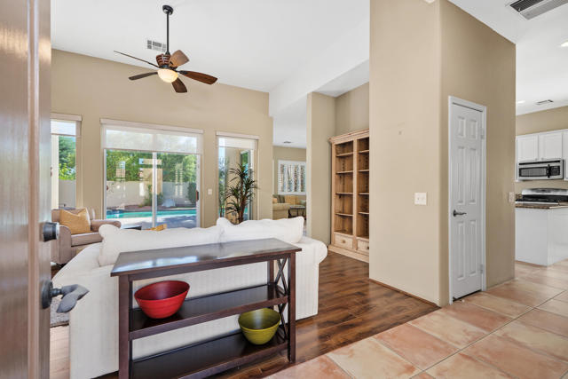 42 Marricopa Court, Palm Desert CA: https://media.crmls.org/mediaz/c7f70a0f-2c58-41f2-bdbe-8a23844846f5.jpg