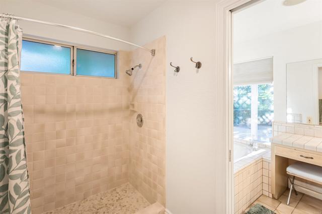 Detail Gallery Image 22 of 59 For 351 Sheila Ln, Fallbrook,  CA 92028 - 3 Beds | 3 Baths