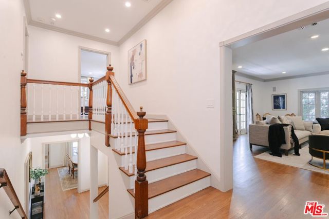 2055 Outpost Drive, Los Angeles CA: https://media.crmls.org/mediaz/c7f83a7a-2474-48e8-903b-e92a94f4280d.jpg