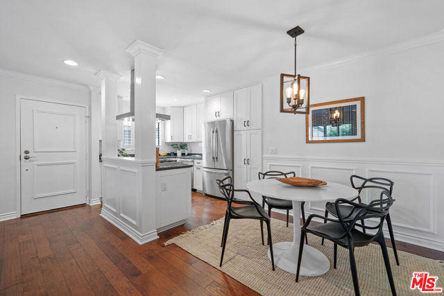4370 Troost Avenue, 201 photo 7